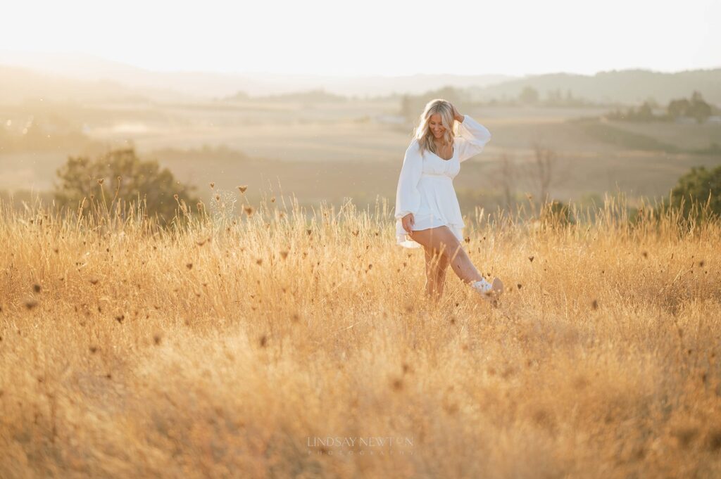 Golden Sunset senior session at Baskett Slough